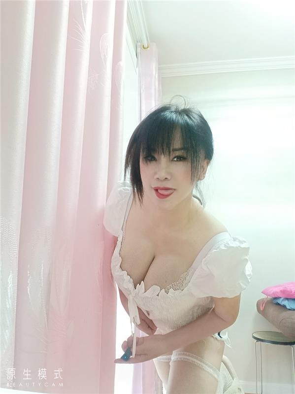 大奶风Sao妩媚小姐姐